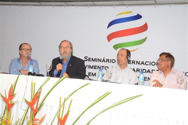 Mesa 1- Marcos Costa Lima, Arturo Guillen, Weindong Liu e Suranjit Saha